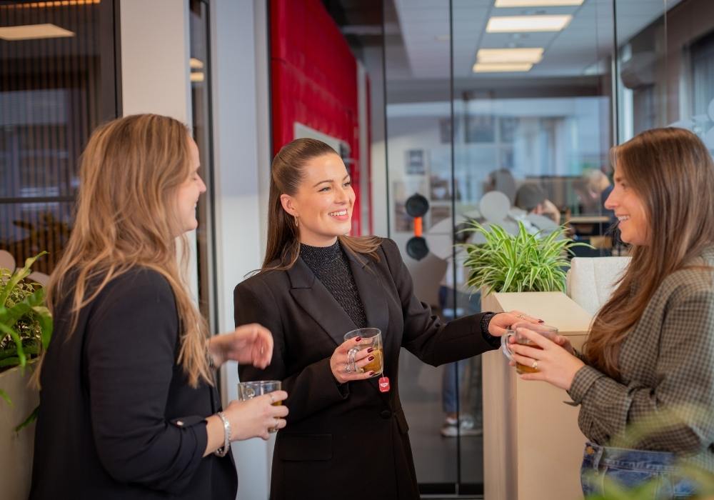 Recruiters in overleg