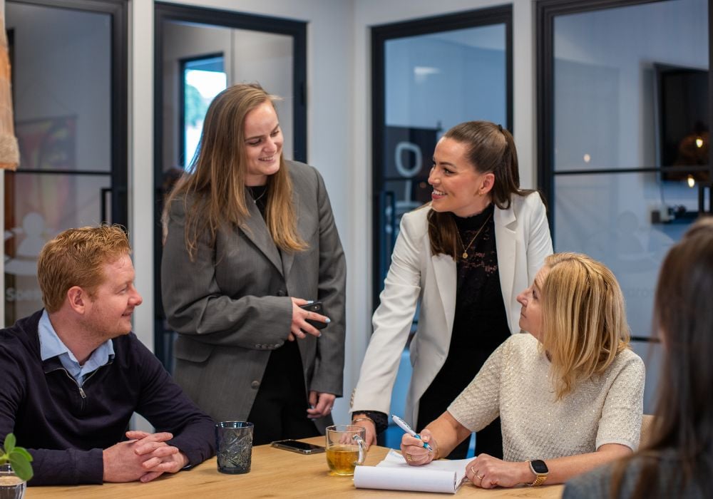 Recruitmentteam in overleg